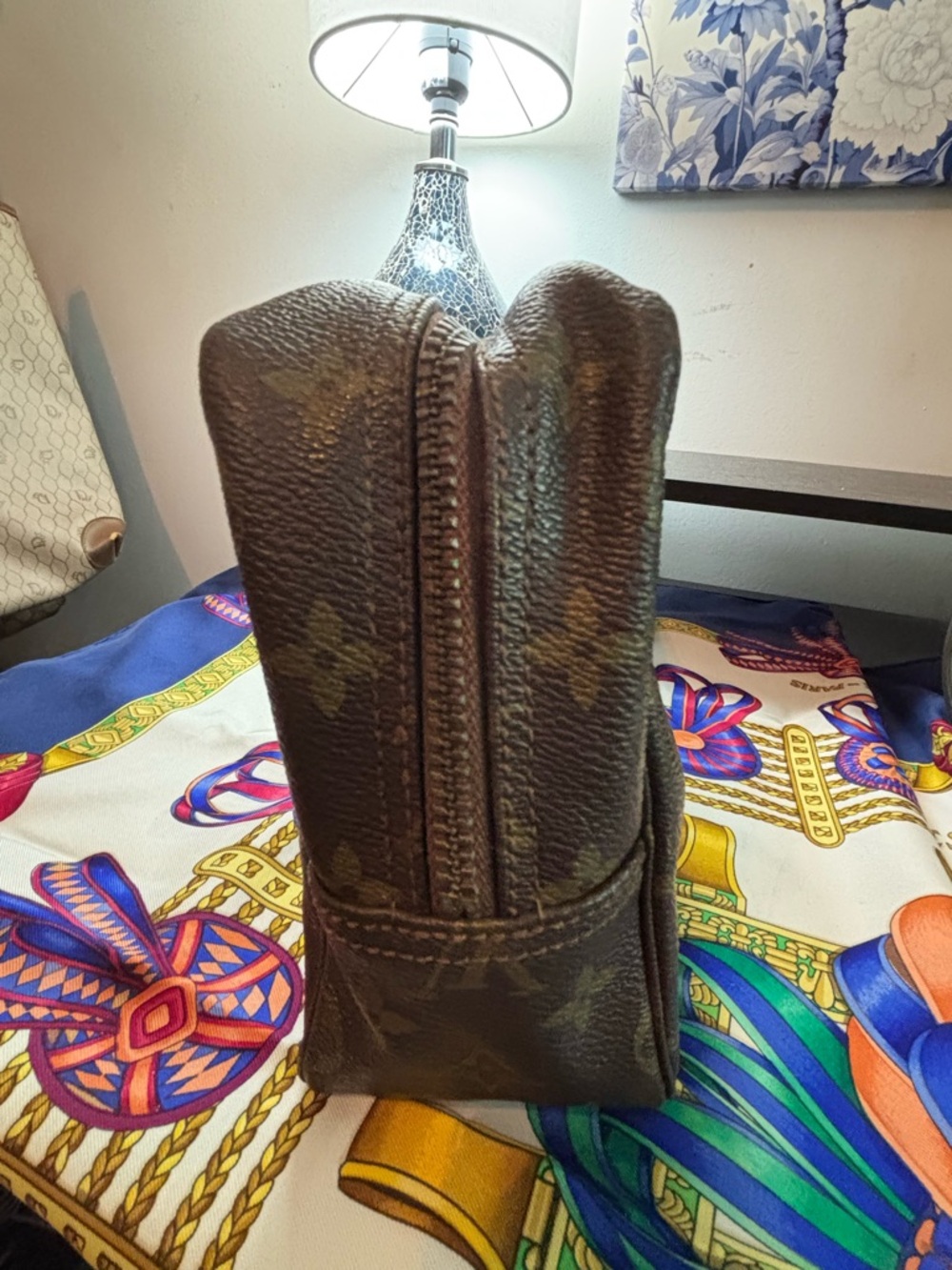 Authentic Louis Vuitton Vintage Trousse Toilette 28 - Excellent Condition - Picture 4 of 14